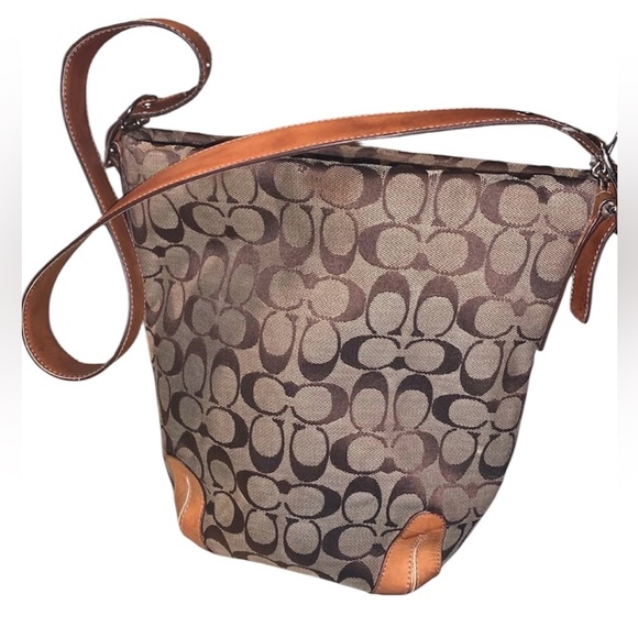 Coach Signature Shoulder Bag - Picture 1 of 13